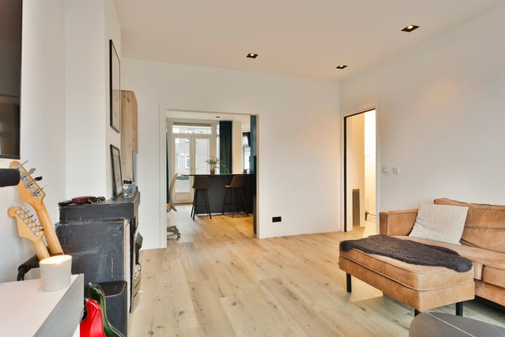 Foto 8 van Van Oestendestraat 23-A