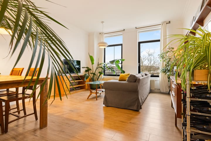 Foto 2 van Meeuwenlaan 69-2