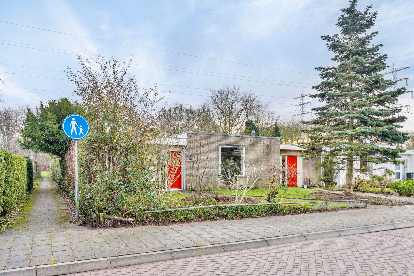 Foto 1 van van Essenstraat 48