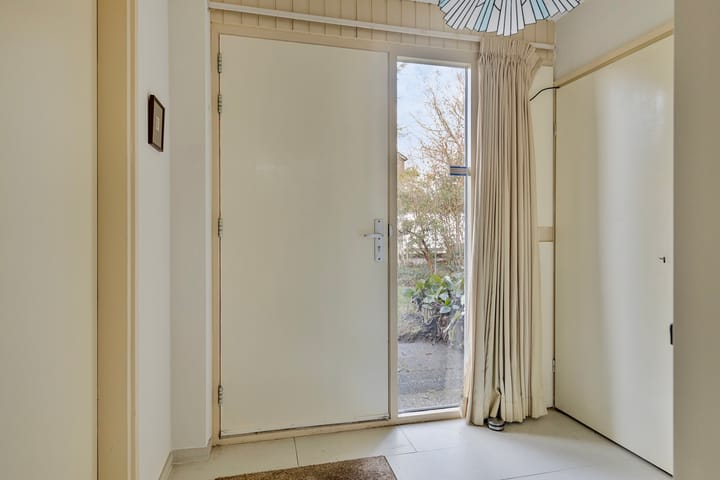 Foto 4 van van Essenstraat 48