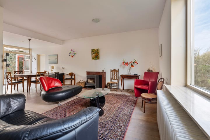 Foto 6 van van Essenstraat 48