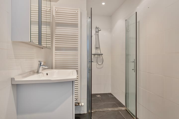 Foto 22 van van Essenstraat 48