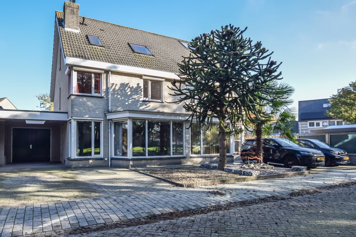 Bekijk foto 1 van Goudpiasterstraat 3