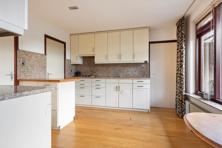 Foto 9 van Mejontsmastraat 28