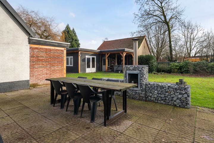 Foto 18 van Teugseweg 3