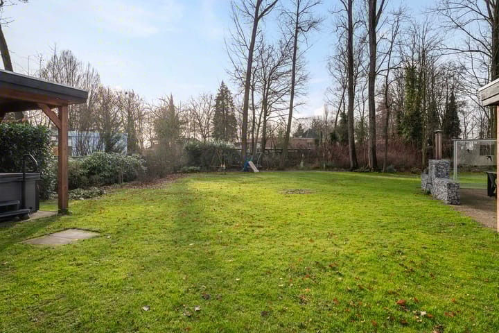 Foto 22 van Teugseweg 3