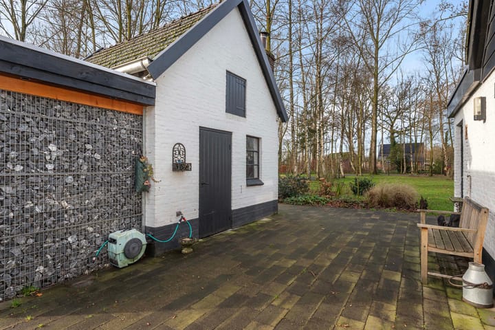 Foto 25 van Teugseweg 3