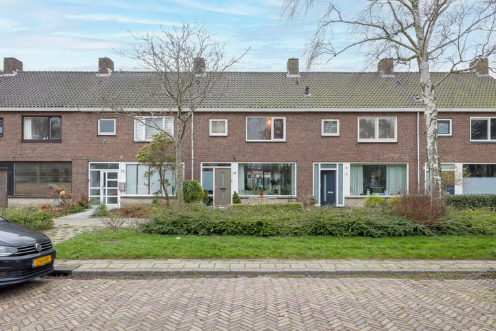 Bekijk foto 27 van Johannes Poststraat 16