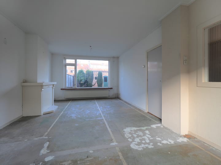 Photo 9 of Wilhelminastraat 16