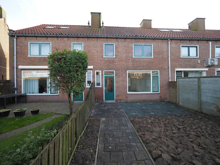 Photo 29 of Wilhelminastraat 16