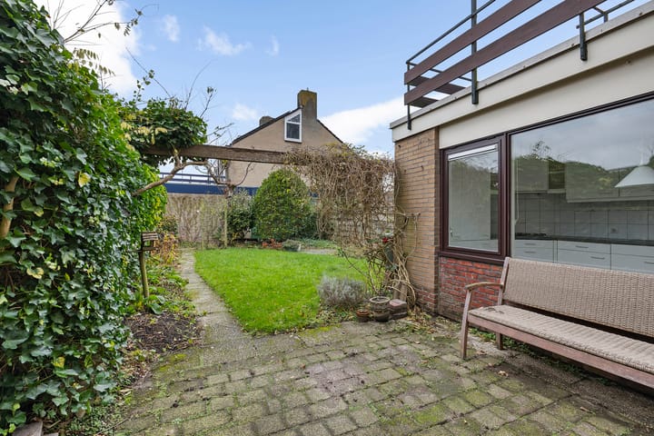 Foto 25 van Kamperfoelieweg 4