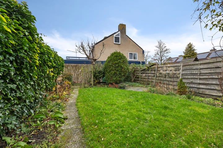 Foto 26 van Kamperfoelieweg 4