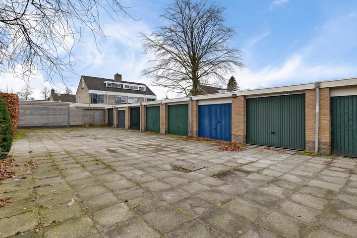 Foto 29 van Kamperfoelieweg 4