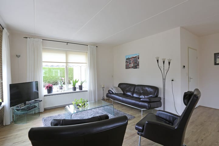 Foto 3 van Boomvalk 12