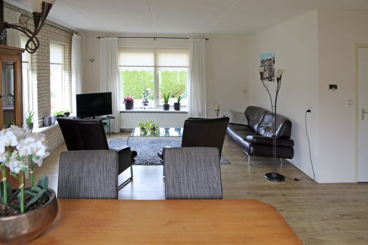 Foto 11 van Boomvalk 12