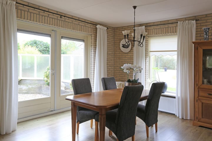 Foto 15 van Boomvalk 12