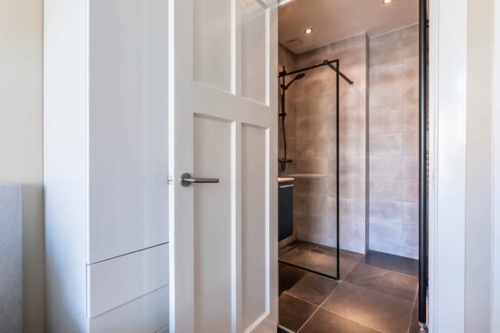 Foto 24 van Aalsmeerweg 116-3