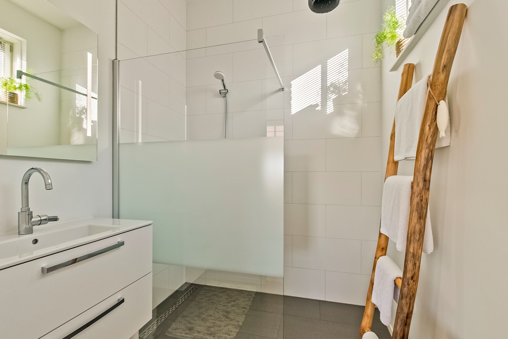 Photo 18 of Haveloozeweg 6