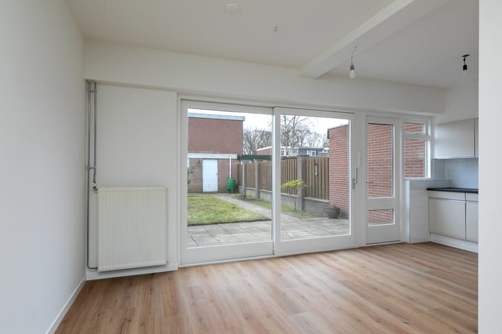 Foto 11 van Maanstraat 16