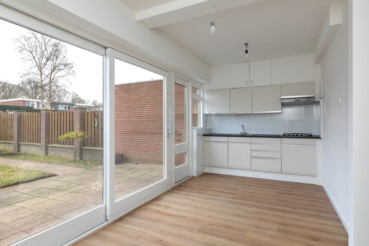 Foto 12 van Maanstraat 16