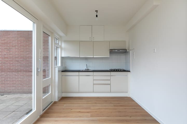 Foto 13 van Maanstraat 16