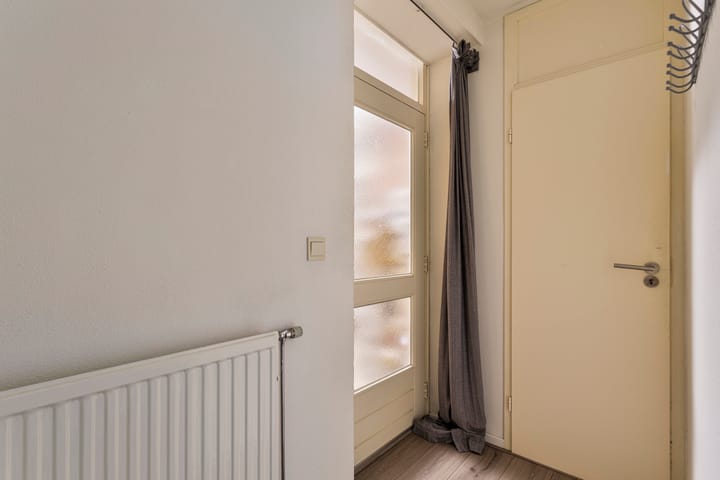 Foto 5 van Romeinenplein 63