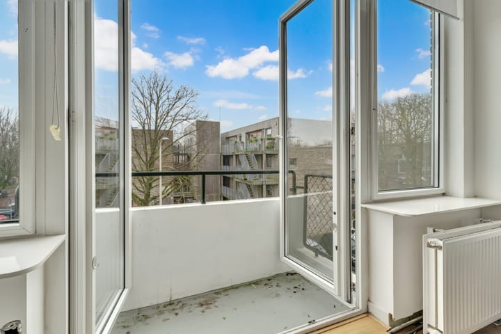 Foto 15 van Van Heutszstraat 7-B