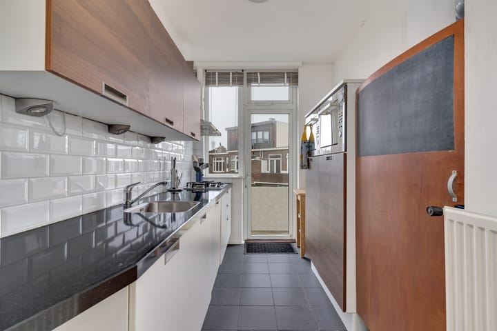 Foto 27 van Van Heutszstraat 7-B