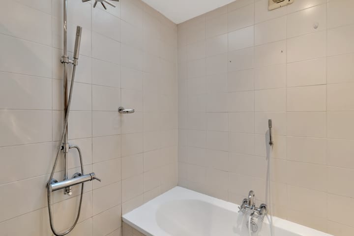 Foto 34 van Van Heutszstraat 7-B