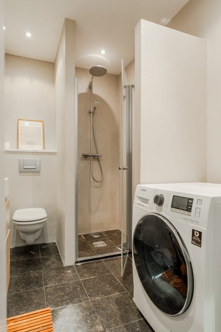 Foto 28 van Abbenesstraat 17-1