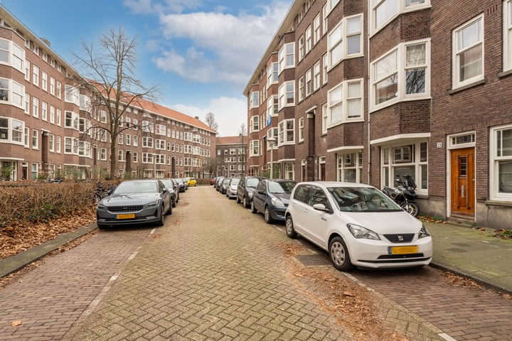 Bekijk foto 31 van Abbenesstraat 17-1