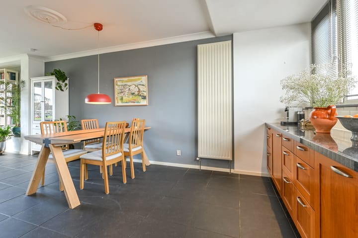 Photo 12 of Valckenhoeflaan 7