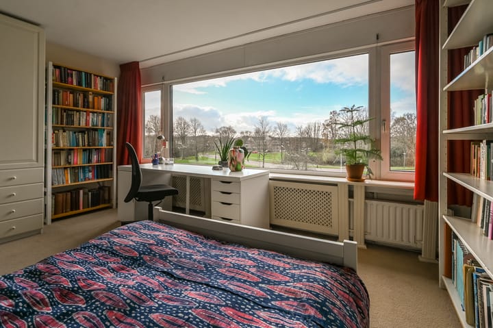 Photo 18 of Valckenhoeflaan 7