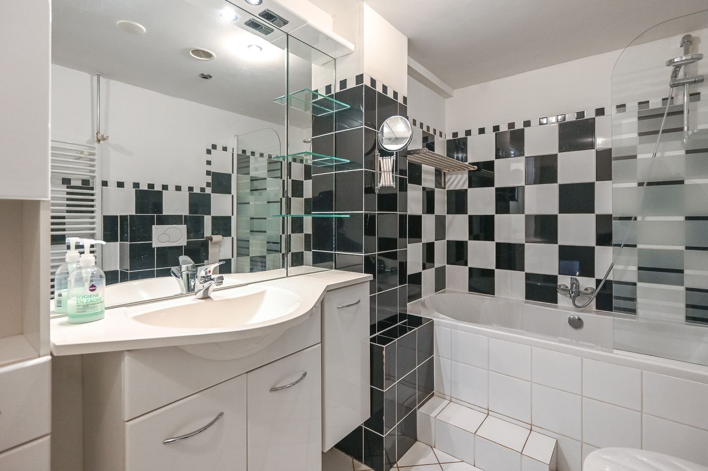 Foto 35 van Valckenhoeflaan 7