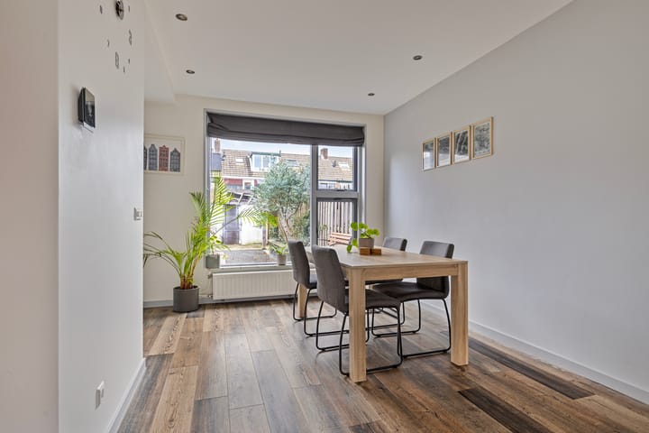 Foto 7 van Elzenstraat 30