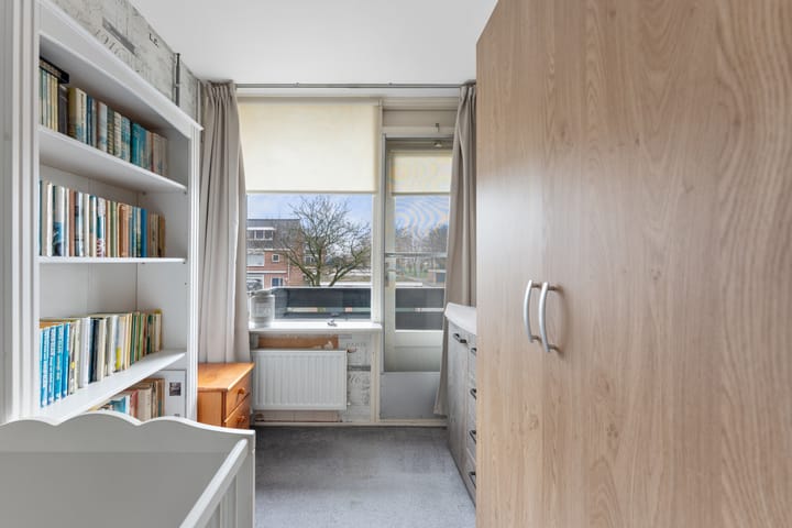 Foto 18 van Brederostraat 17