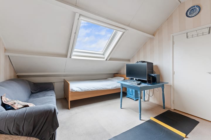 Foto 32 van Brederostraat 17