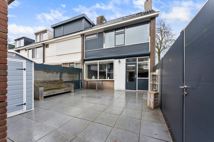 Foto 36 van Brederostraat 17