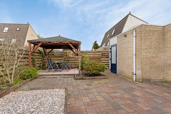 Foto 19 van Planetenlaan 140