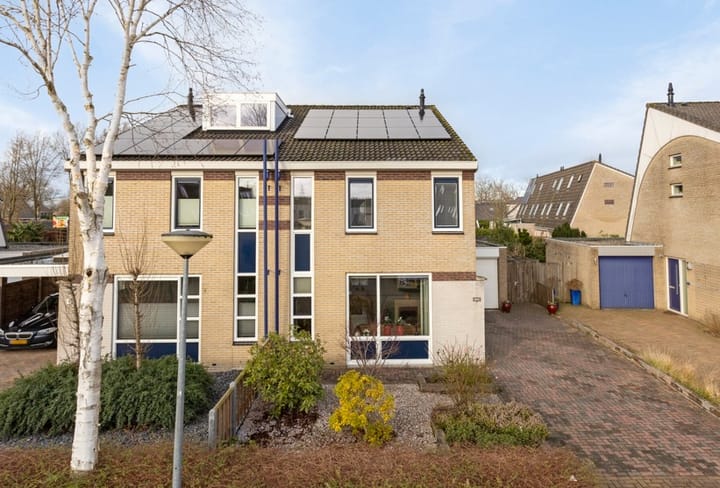 Foto 22 van Planetenlaan 140