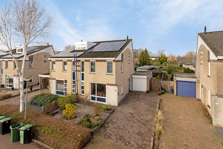 Foto 23 van Planetenlaan 140