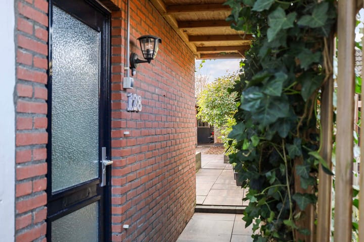 Foto 15 van 1e Wormenseweg 128