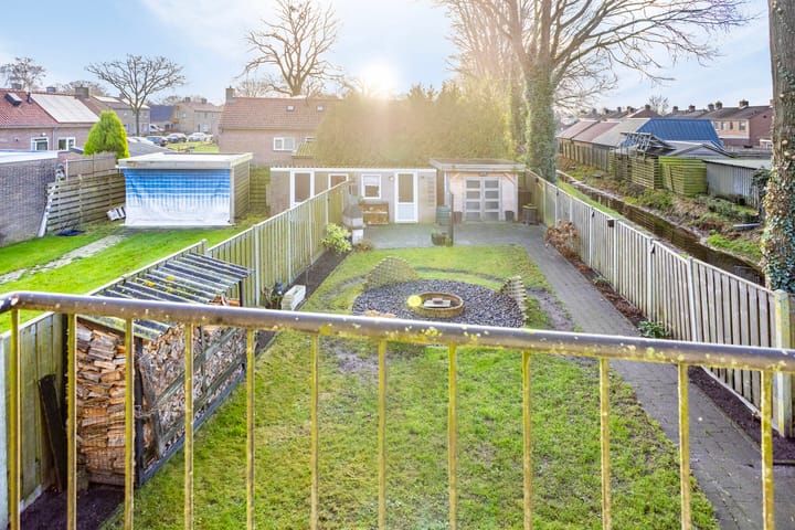 Foto 19 van Dokter Larijweg 25