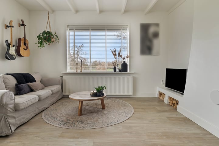 Foto 2 van Schuwacht 182