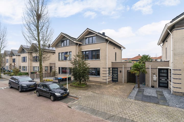 Foto 2 van Topaaslaan 27