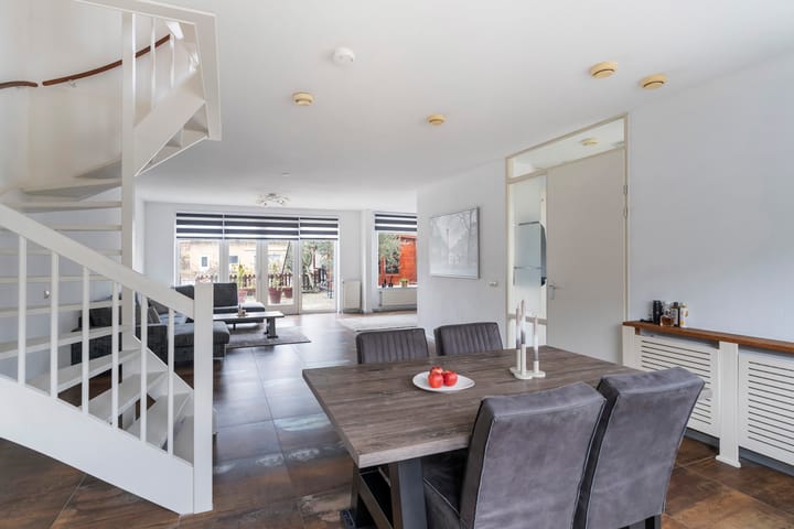 Foto 17 van Topaaslaan 27