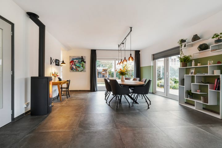 Foto 14 van Wim Sonneveldstraat 29