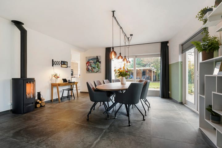 Foto 15 van Wim Sonneveldstraat 29