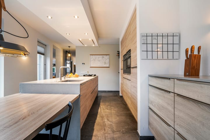 Foto 24 van Wim Sonneveldstraat 29