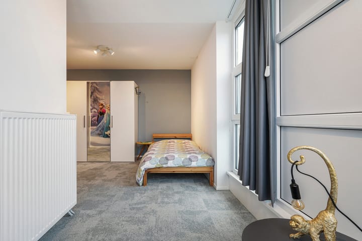 Foto 48 van Wim Sonneveldstraat 29